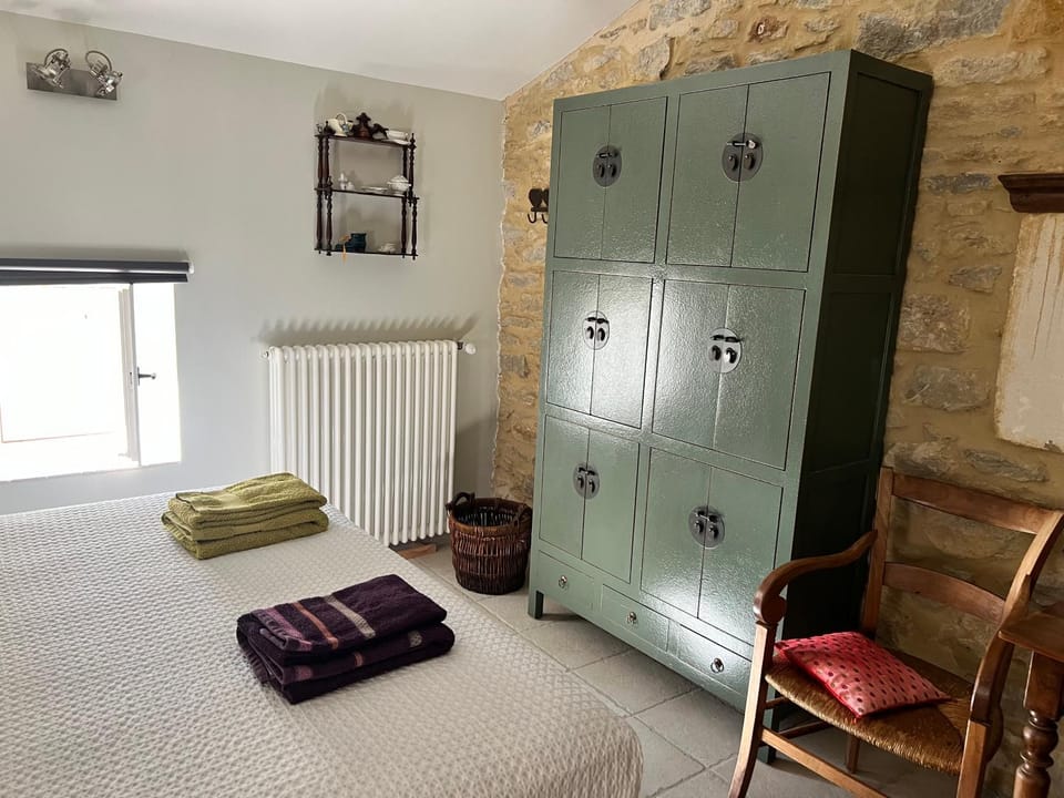 La Jourdane Bed and Breakfast in Pont-Saint-Esprit