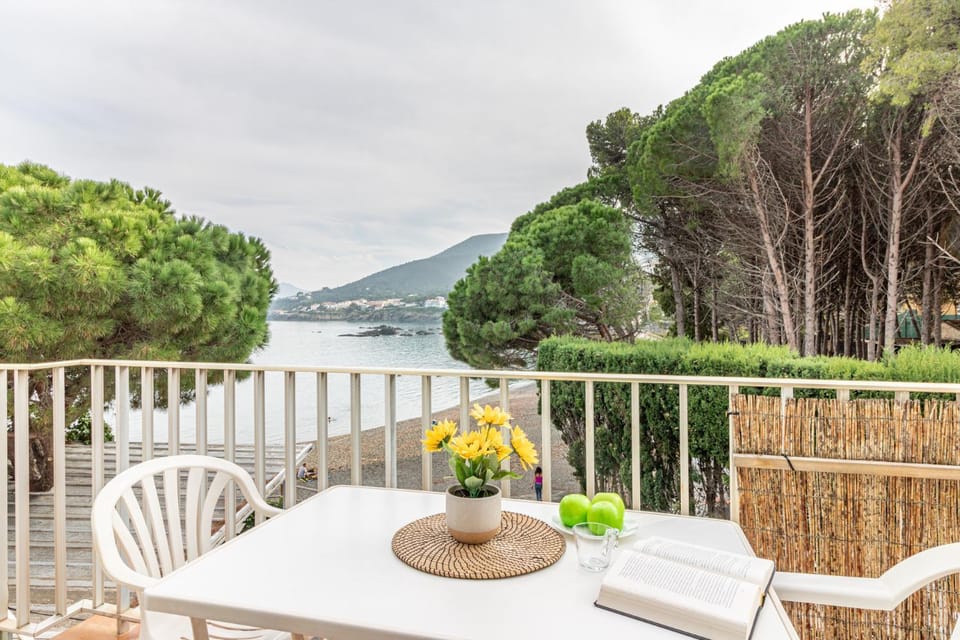 View (from property/room), Balcony/Terrace, Sea view