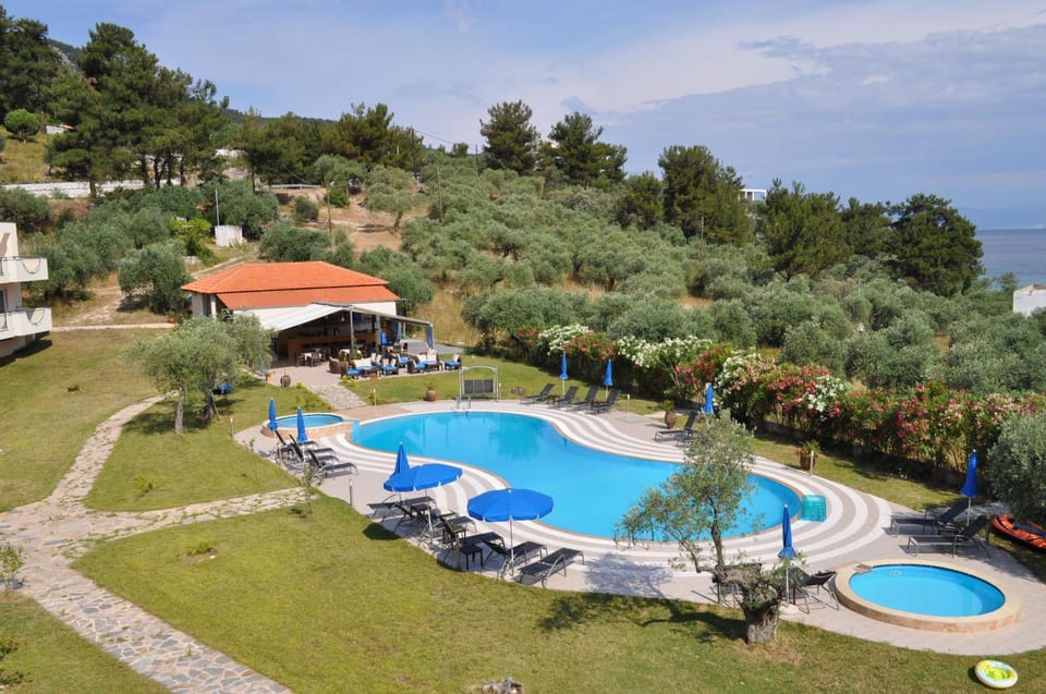 Garden view, Pool view, Swimming pool