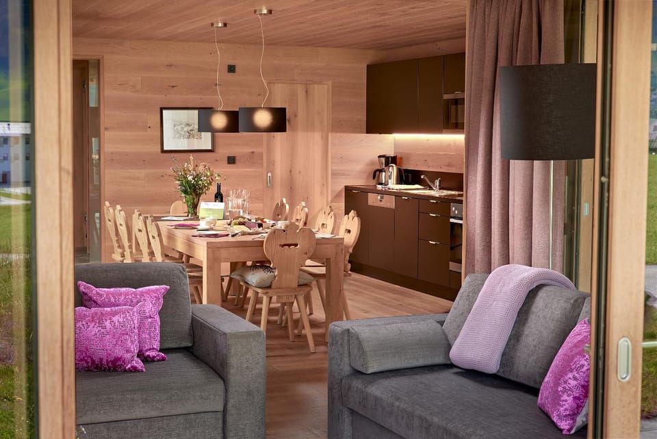 Kitchen or kitchenette, Living room, Seating area, Dining area, kitchen, kitchen