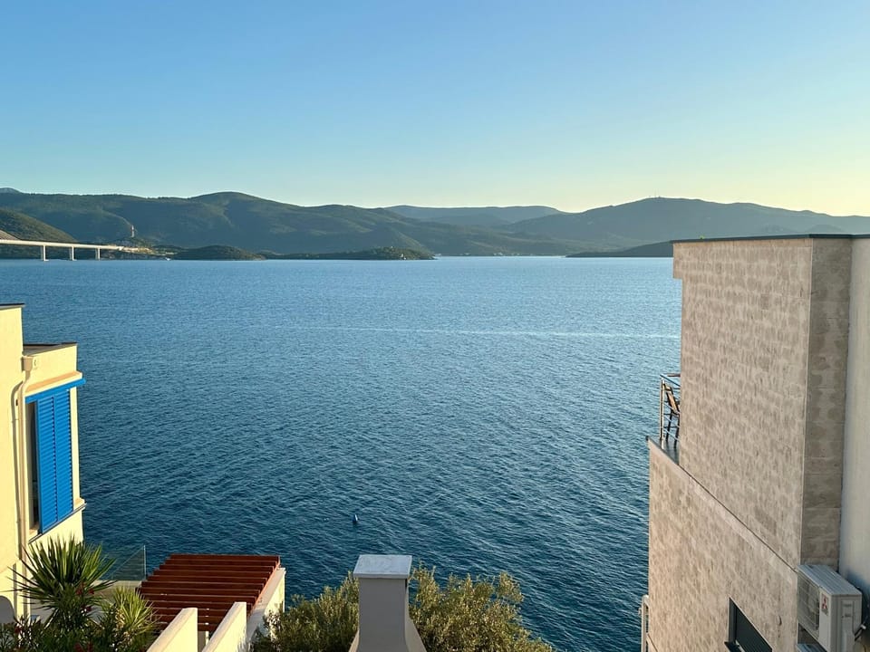 Apartment First Row Apartment in Dubrovnik-Neretva County