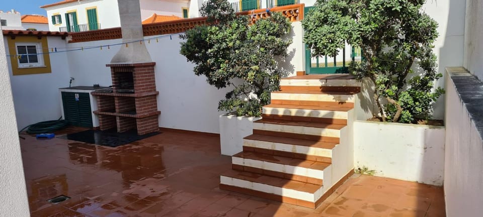Casa do Farol em Porto Covo House in Setubal District