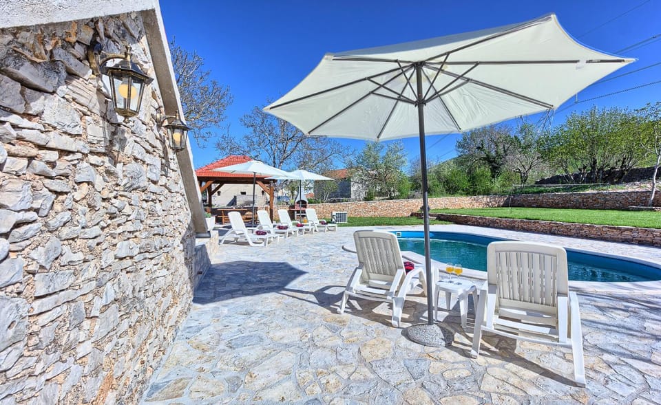 Beach, Swimming pool