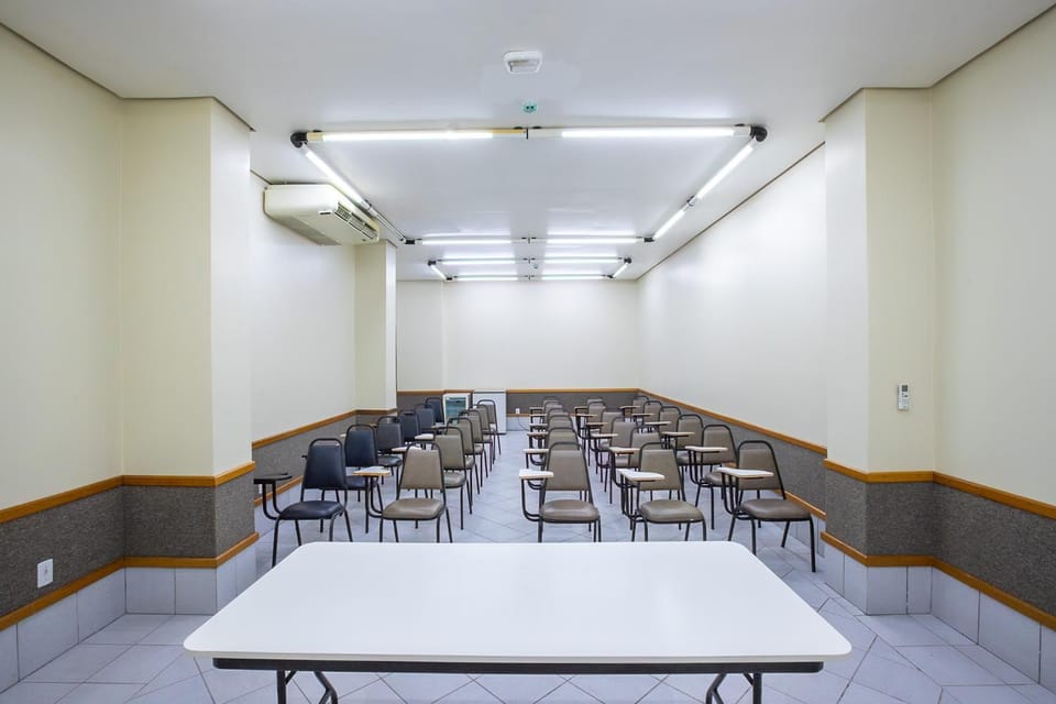 Meeting/conference room