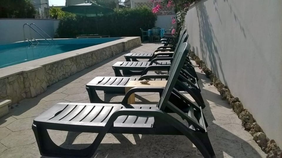 Balcony/Terrace, Swimming pool