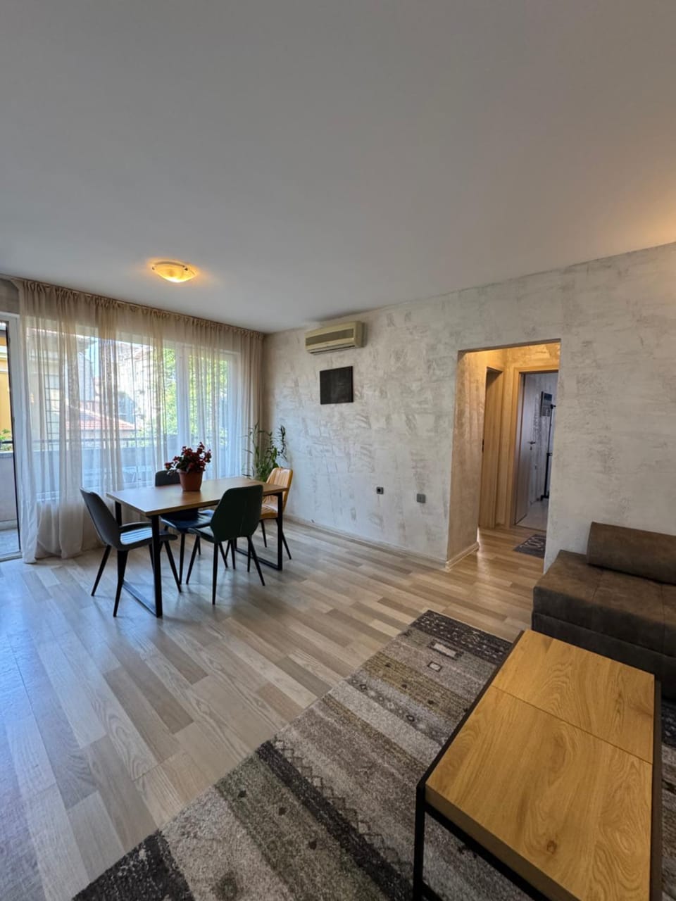 Parchevich 31 Center Apartment - 24h Self Check-in Apartment in Sofia