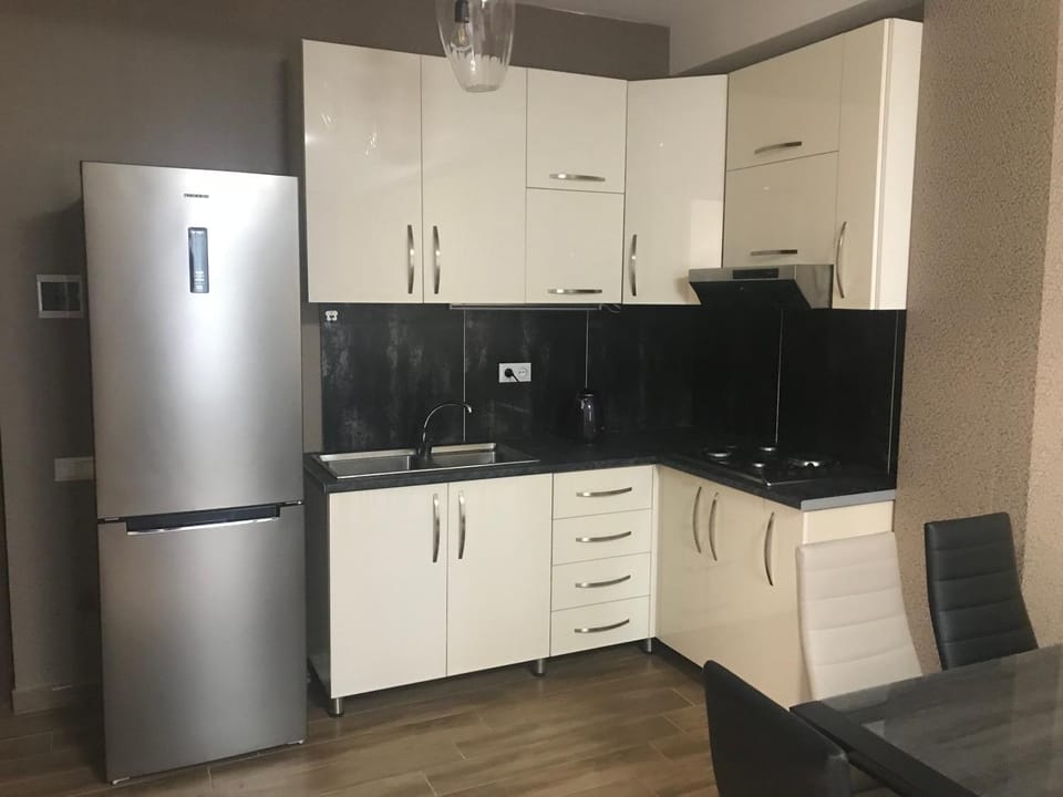 Kitchen or kitchenette, Communal kitchen