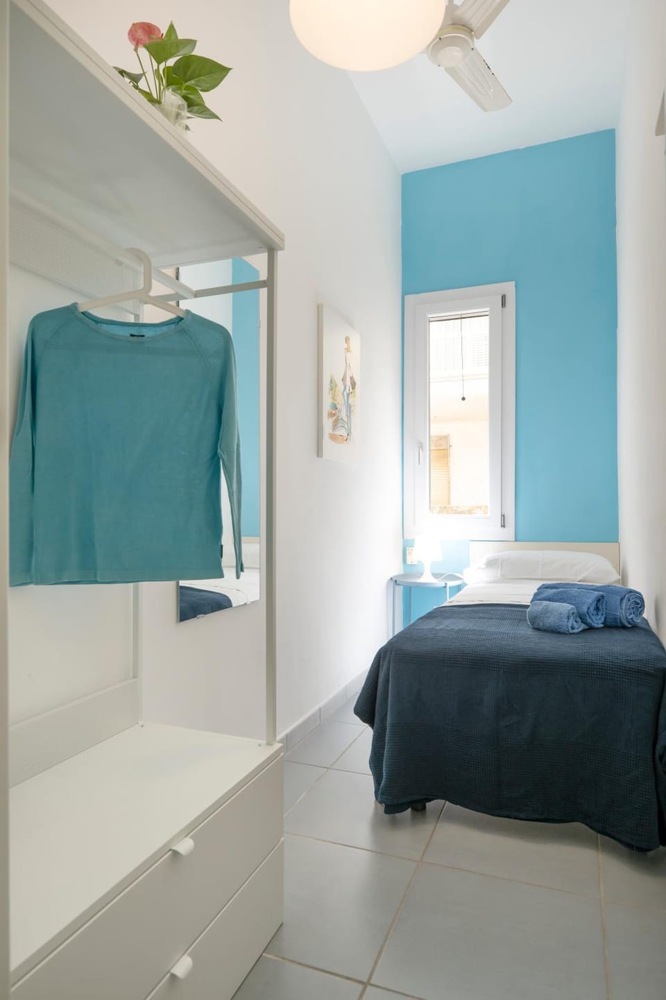 Bed, Photo of the whole room, Bedroom, towels, wardrobe