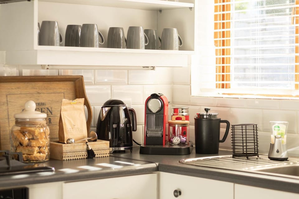 Coffee/tea facilities, Kitchen or kitchenette