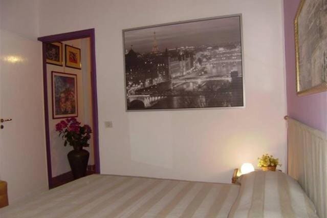 Cosmopolitan B&B Bed and Breakfast in Rome