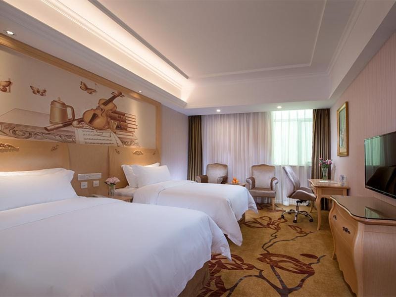 Vienna Hotel Shenzhen North Science And Technology Park Hotel in Shenzhen