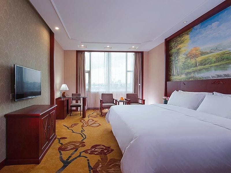 Vienna International Hotel Guangzhou Jiaokou Subway Station Hotel in Guangzhou