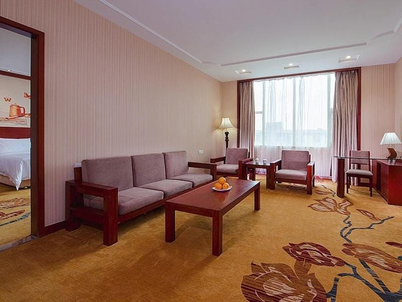 Vienna International Hotel Guangzhou Jiaokou Subway Station Hotel in Guangzhou