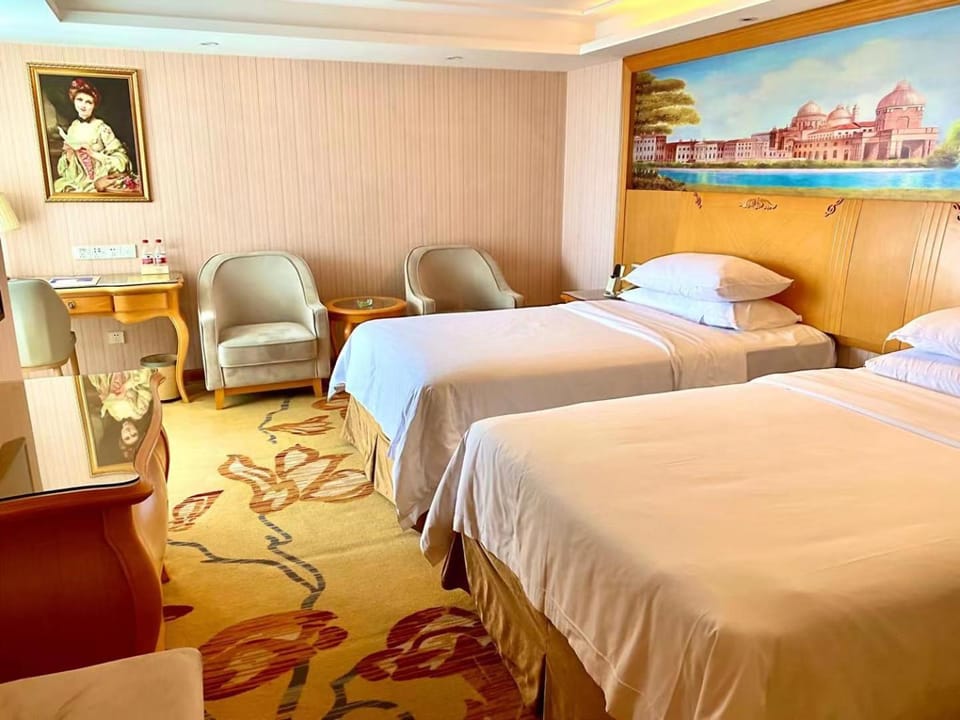 Vienna International Hotel Guangdong Foshan Shunde Ronggui Hotel in Guangzhou