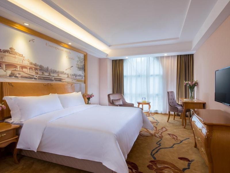 Vienna Hotel Shenzhen Luofang Hotel in Hong Kong