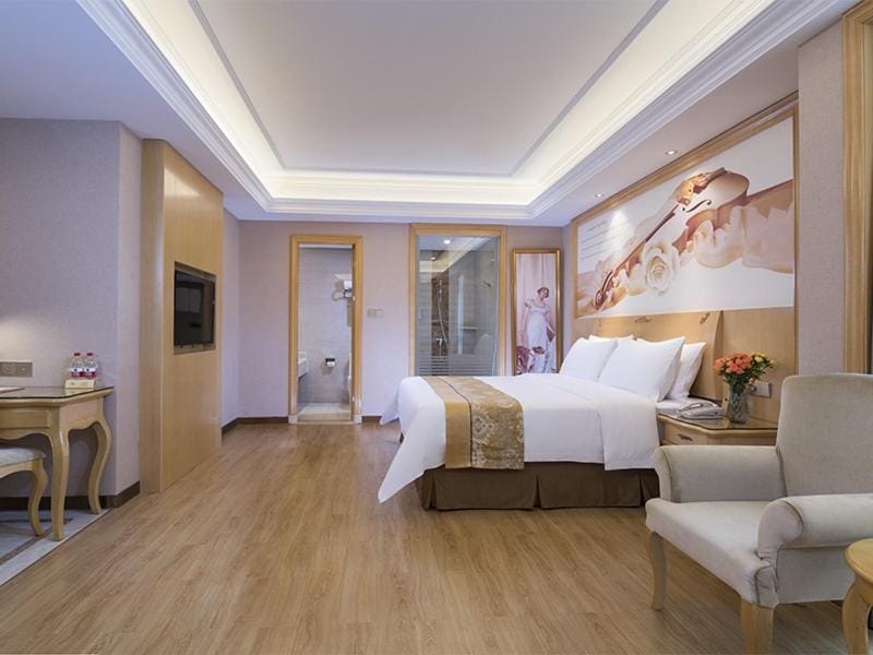 Vienna Hotel Guangxi Nanjing Nanhu Park Hotel in China