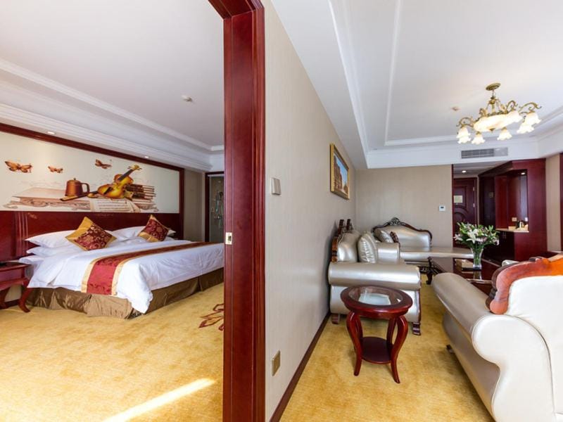 Vienna Hotel Songjiang Wanda Guangfulin Road Hotel in Shanghai