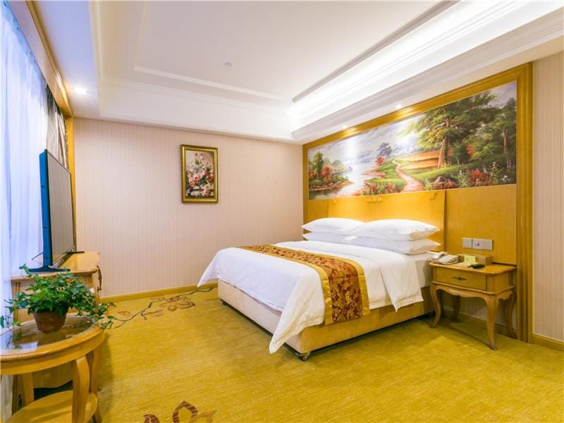 Vienna International Hotel Shanghai Pudong New International Exbition Central Hotel in Shanghai