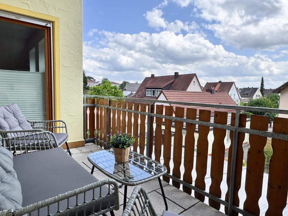 View (from property/room), Balcony/Terrace