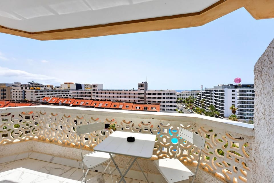 Playa Honda 1A008 Apartment in Playa de las Americas