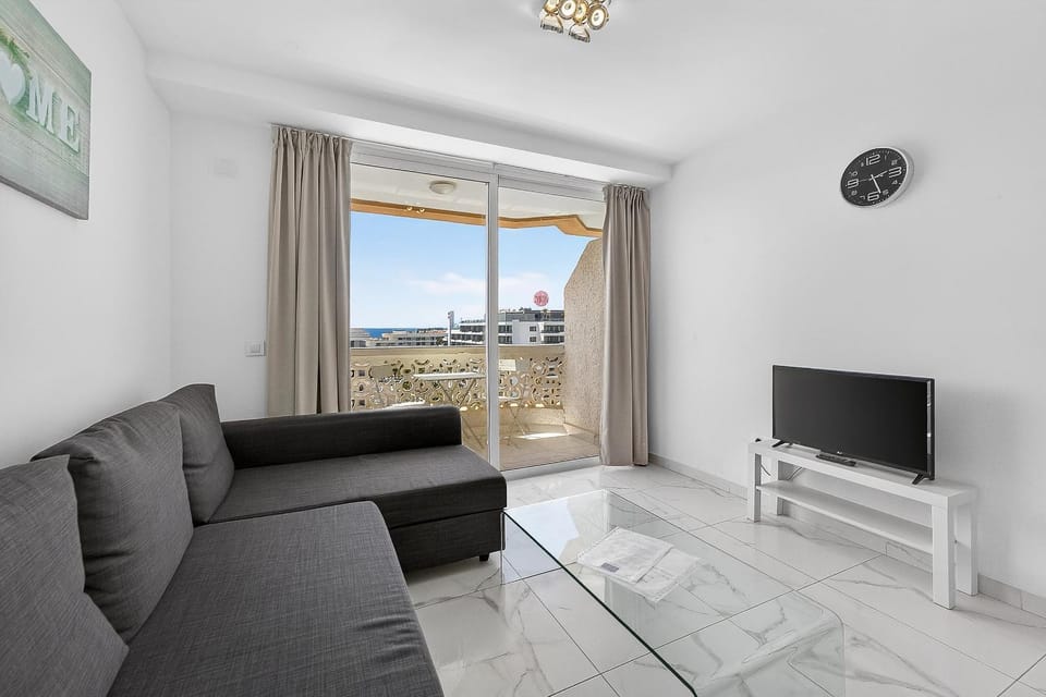Playa Honda 1A008 Apartment in Playa de las Americas