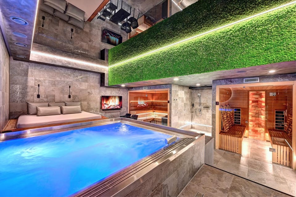 Hot Tub, Sauna, Spa and wellness centre/facilities