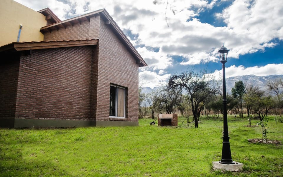 Antiguo Molle House in Villa de Merlo
