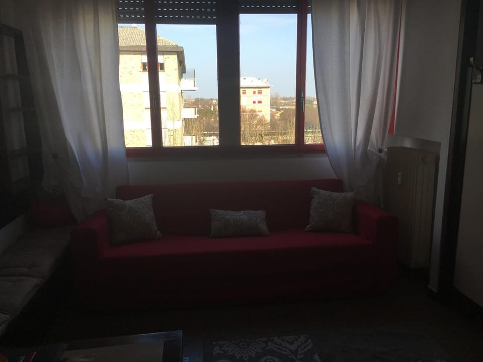 Europa Red Apartment Apartment in Venice