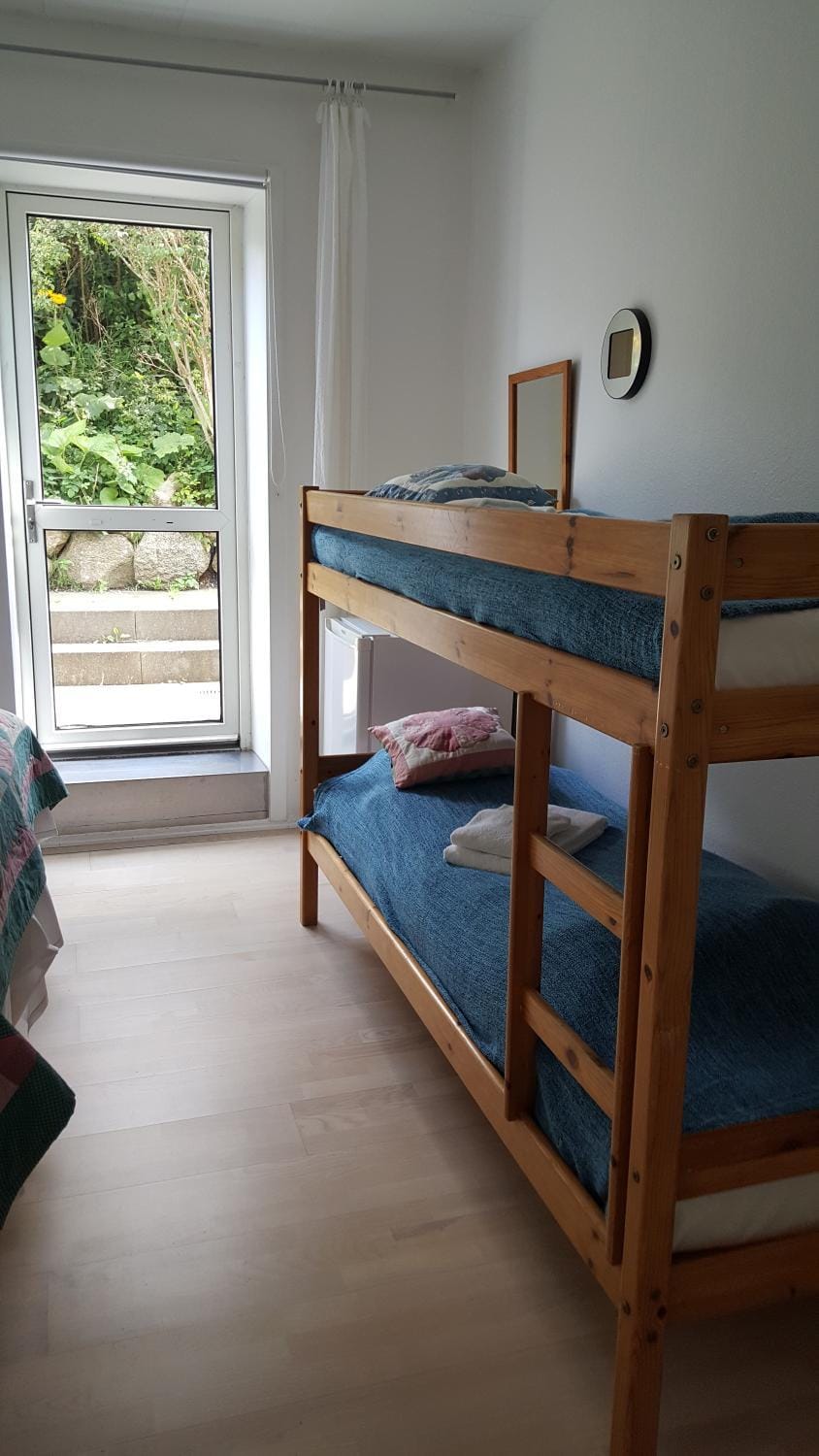 bunk bed