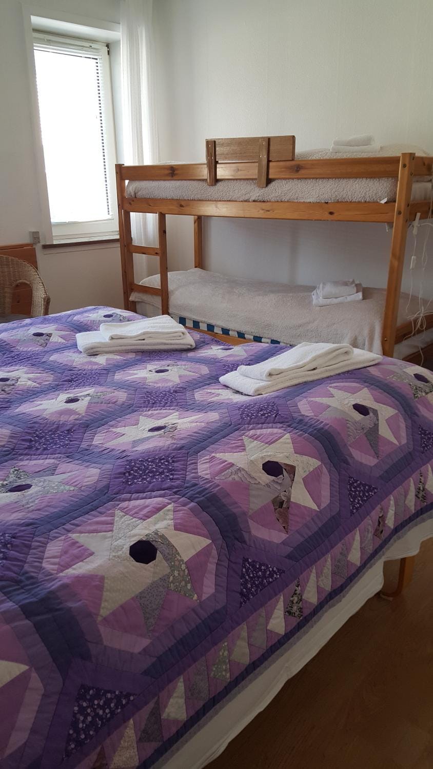 bunk bed