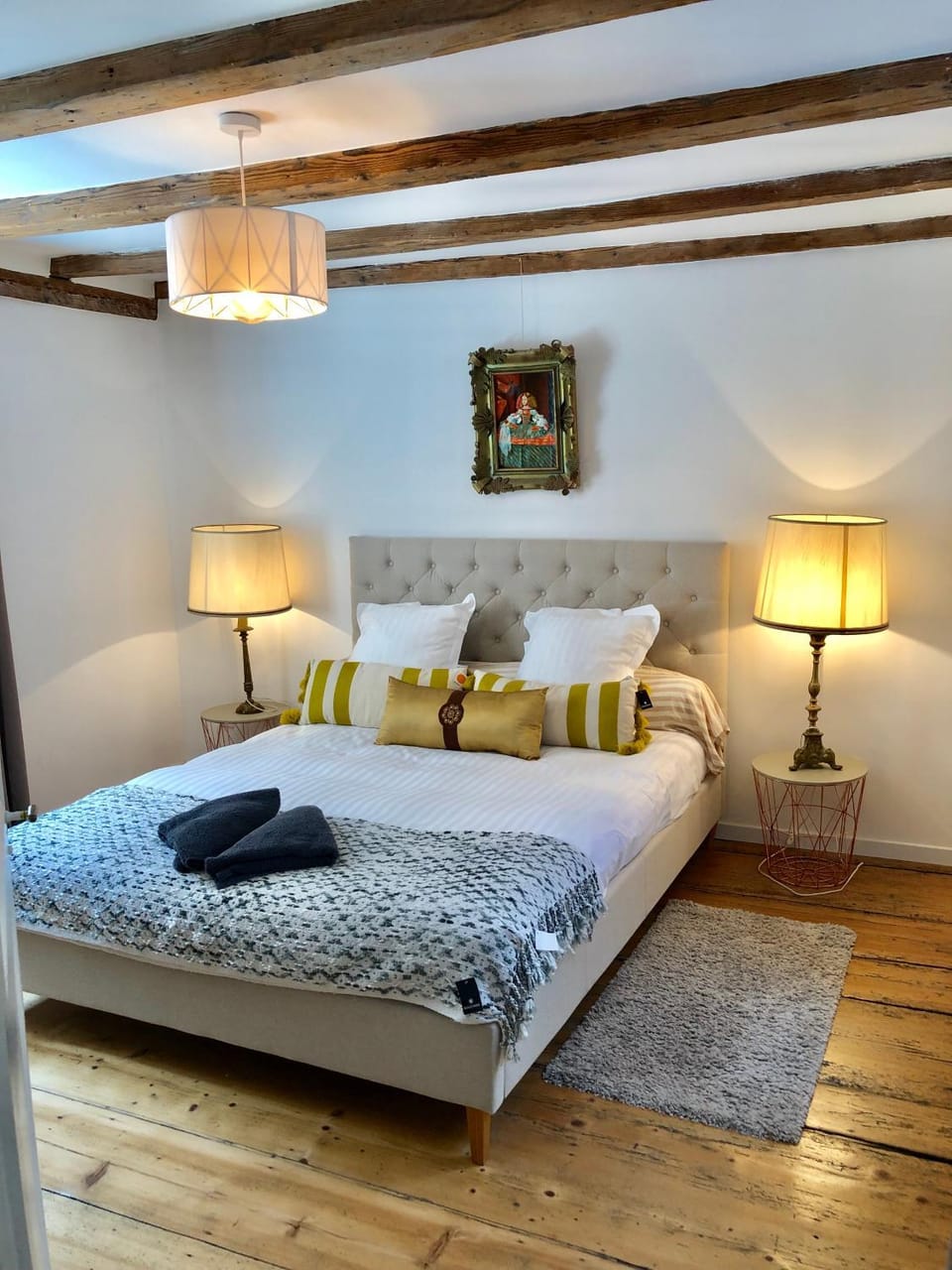 Photo of the whole room