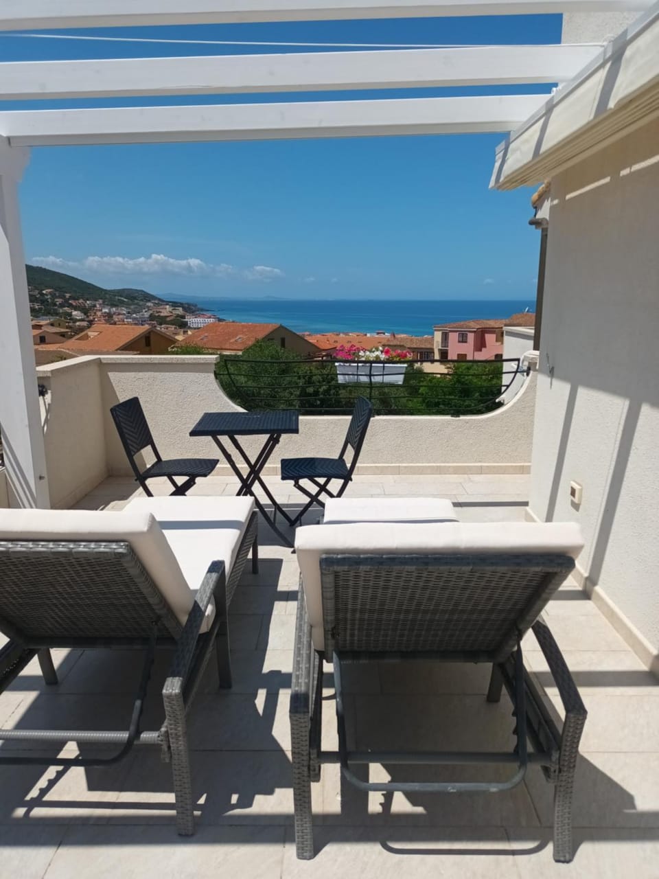 View (from property/room), Balcony/Terrace, Sea view
