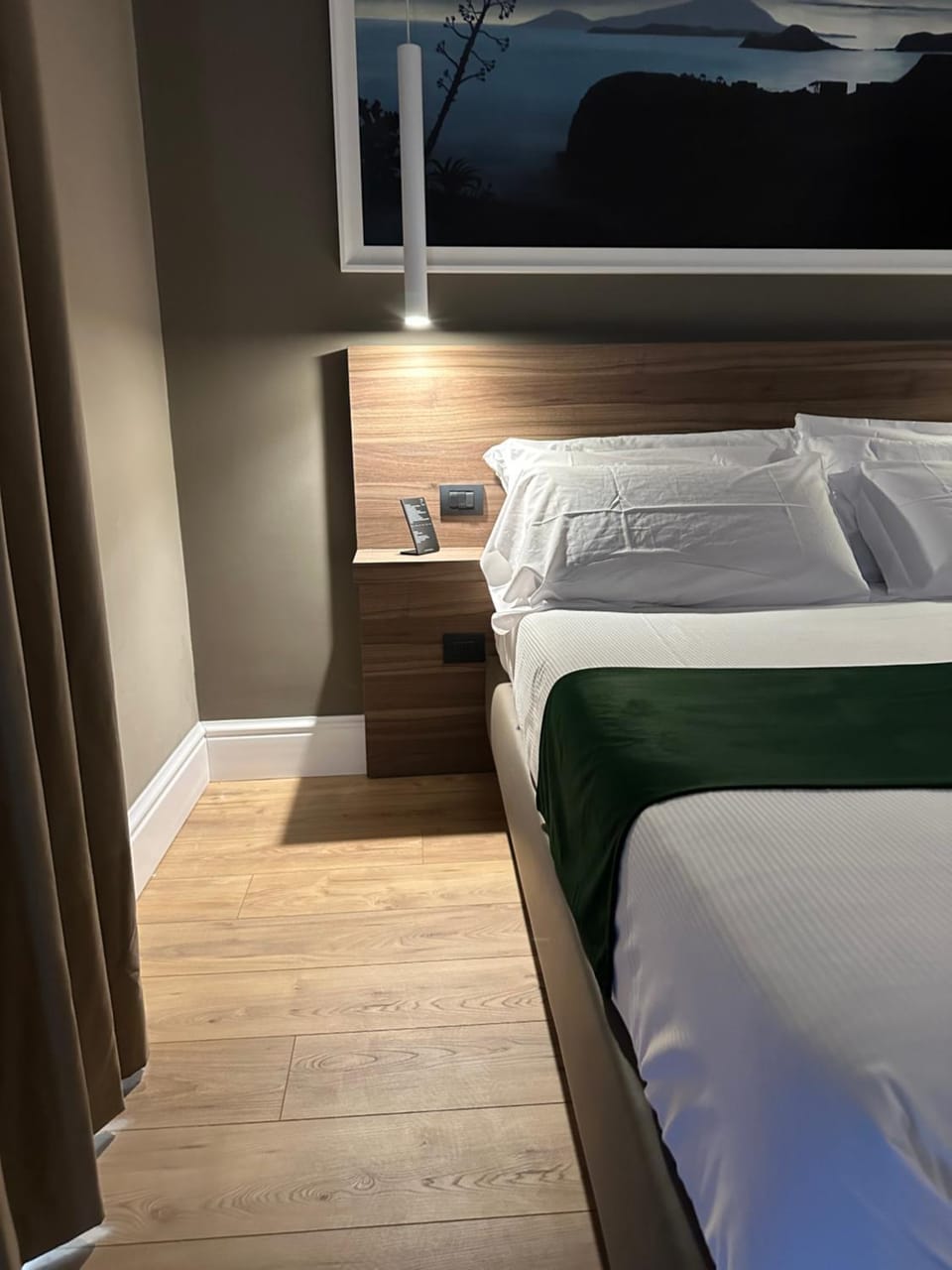 7th Floor Suite Bed and Breakfast in Naples