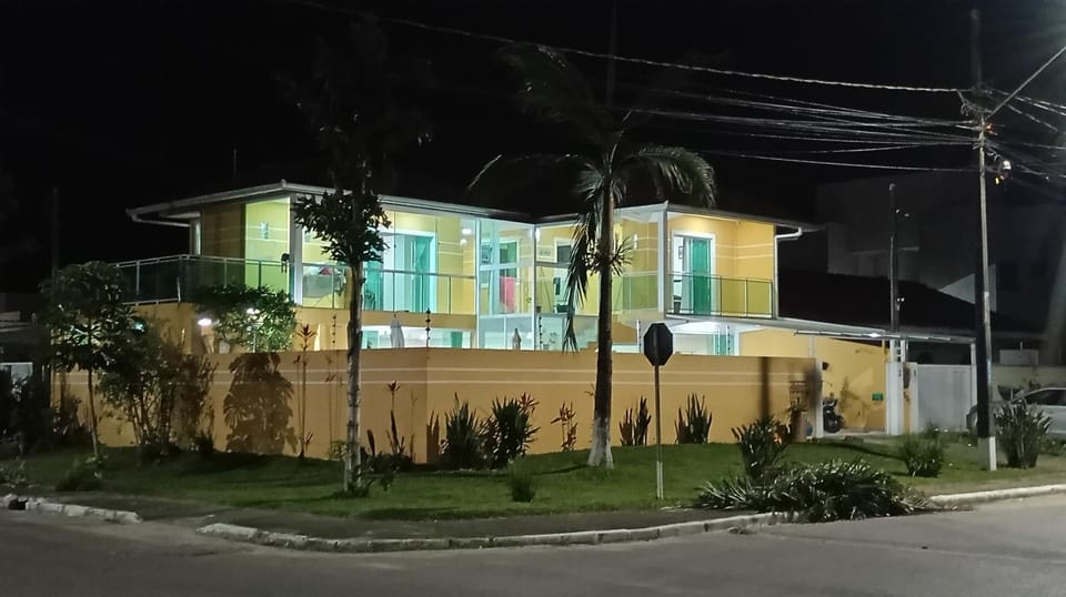 Praia com Conforto House in Guaratuba