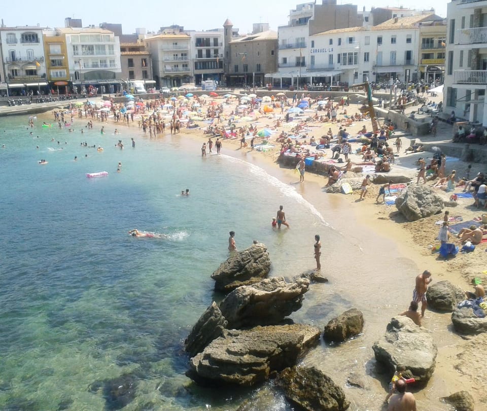Day, Neighbourhood, Beach