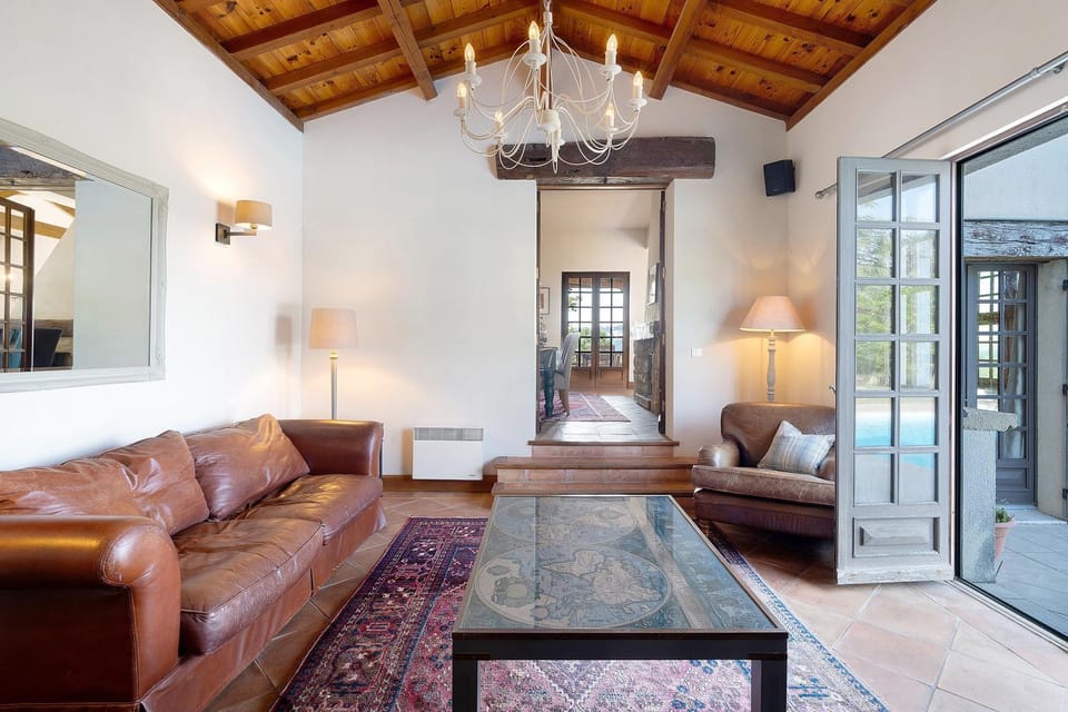 Demeure de Charme avec Piscine House in Nouvelle-Aquitaine