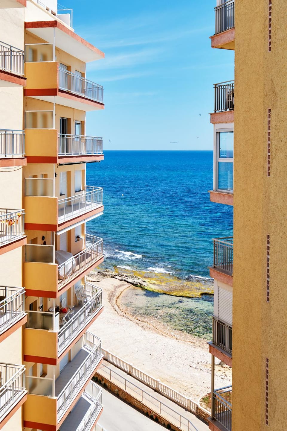 Neighbourhood, Sea view