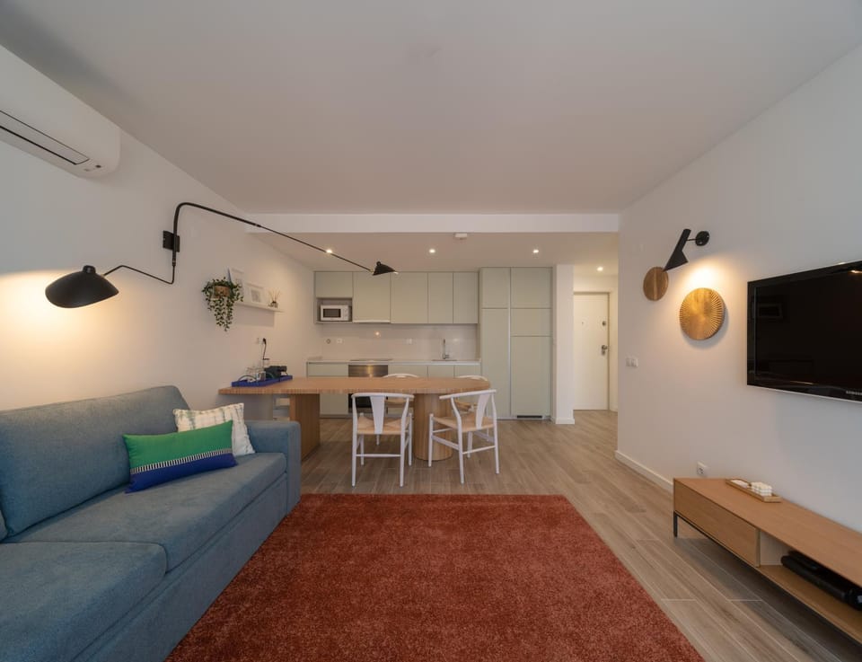 Kitchen or kitchenette, Living room, Dining area