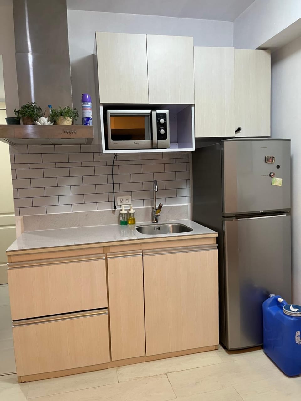 Azure Urban Resort and Residences by Rosary Apartment in Paranaque