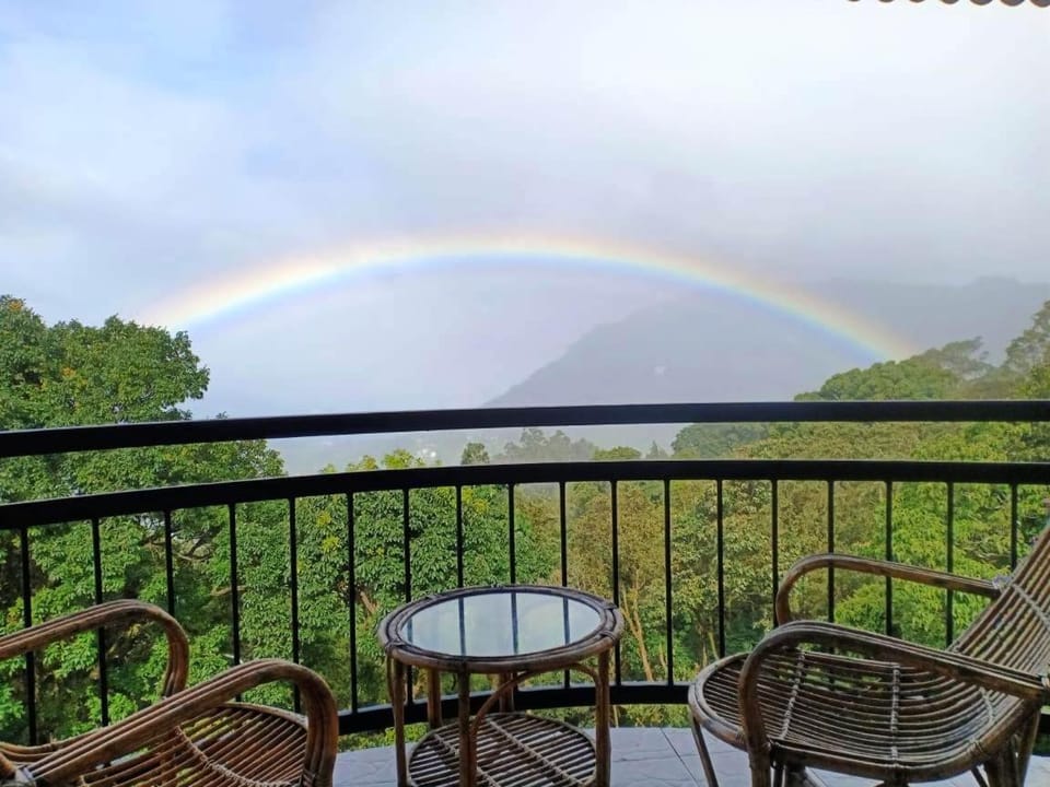 Deshadan Mountain Resort -The highest resort in Munnar Resort in Kerala