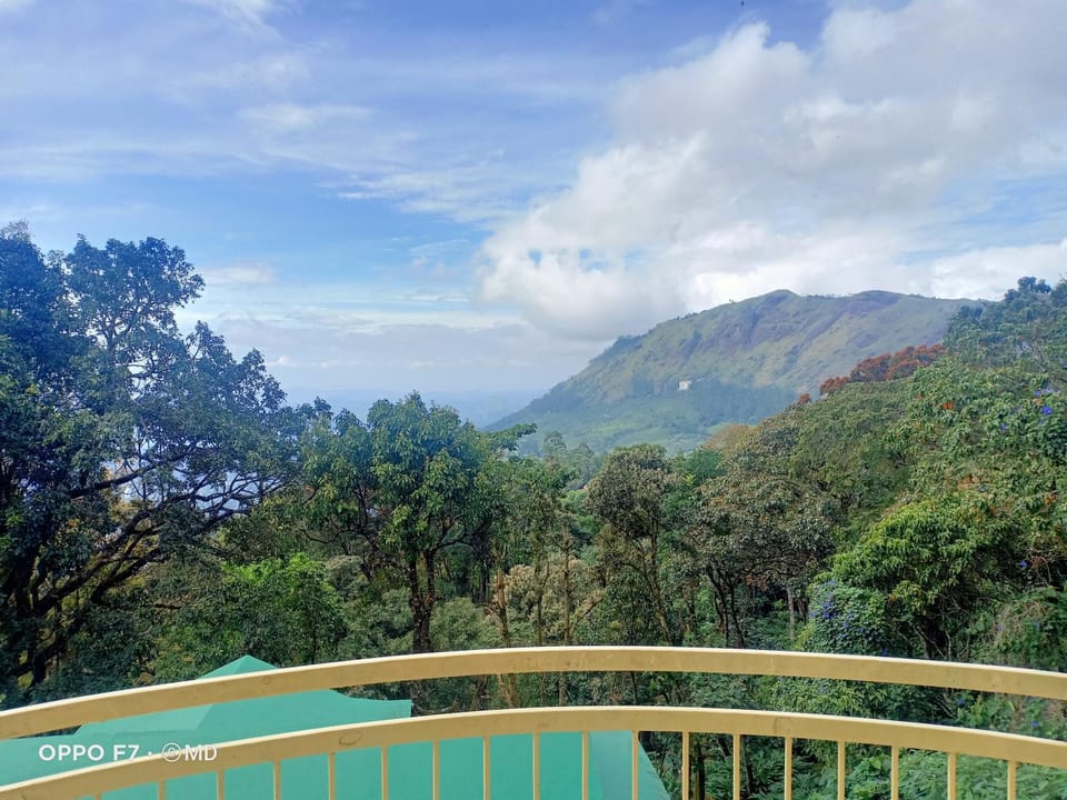 Deshadan Mountain Resort -The highest resort in Munnar Resort in Kerala