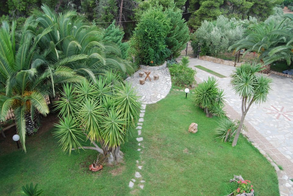 Garden, Garden view