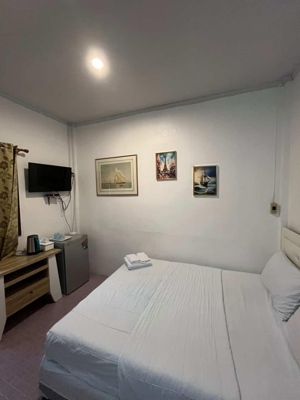 Hero Phuket Bed and Breakfast in Mai Khao