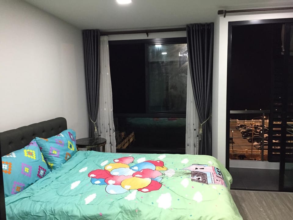 The High One Condo B Apartment in Chon Buri Changwat