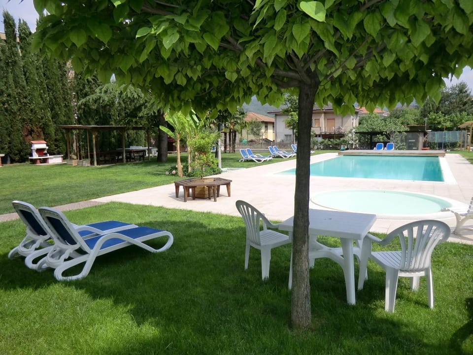 Villa Dina Apartment hotel in Riva del Garda