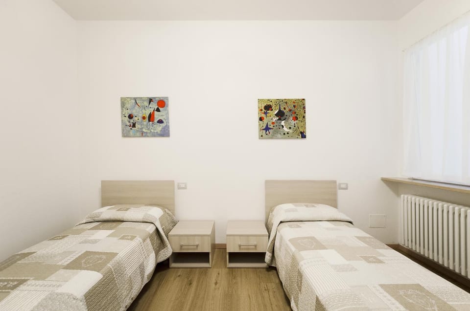 Property building, Living room, Bedroom