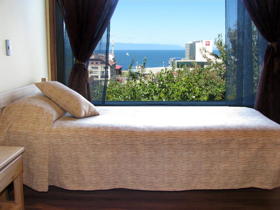 Portal Austral Bed and Breakfast in Puerto Montt