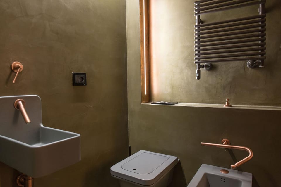 Toilet, Bathroom