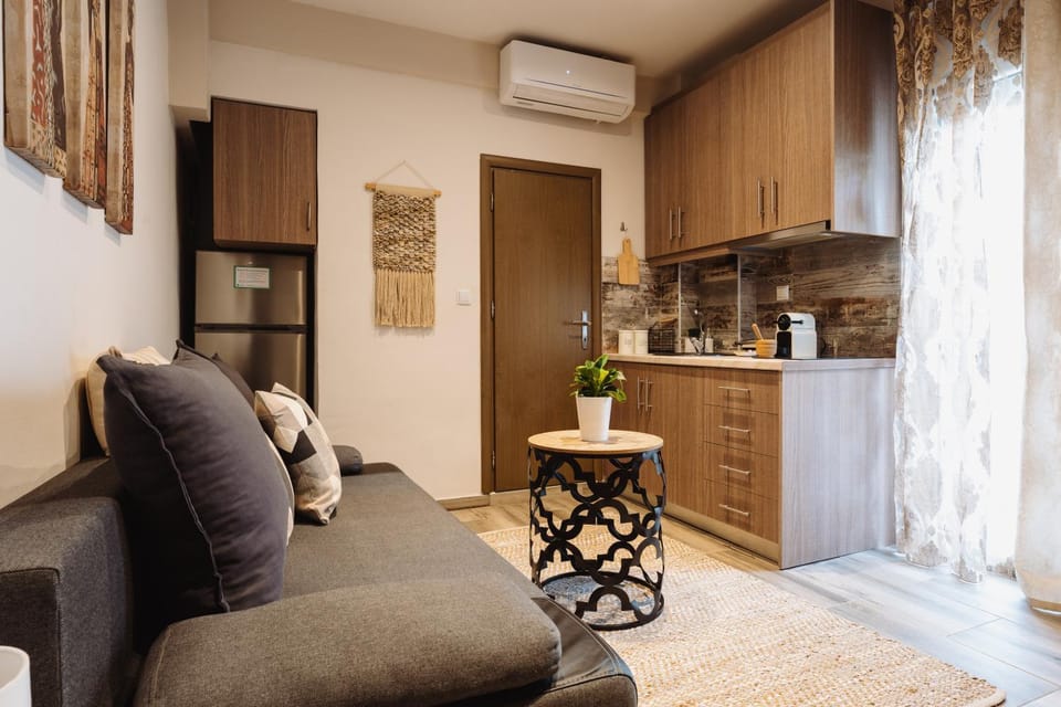 Balcony/Terrace, Decorative detail, Seating area, kitchen, air conditioner