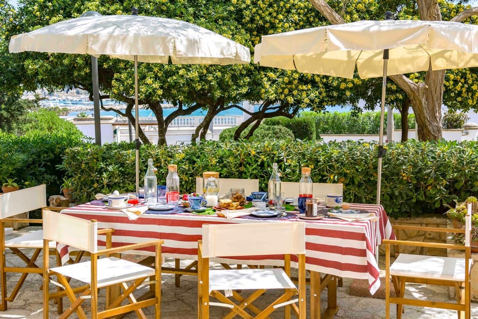 Garden, Garden view, Sea view, Italian breakfast